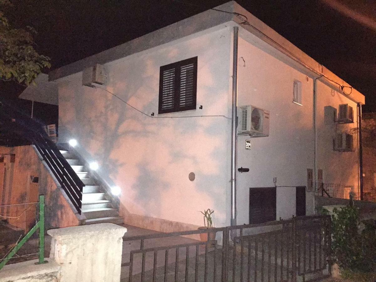 Apartman Dado Cres Exterior foto