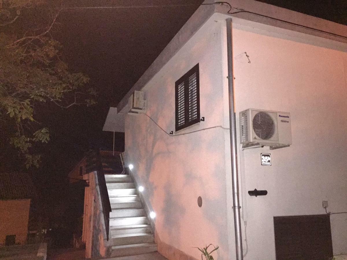 Apartman Dado Cres Exterior foto